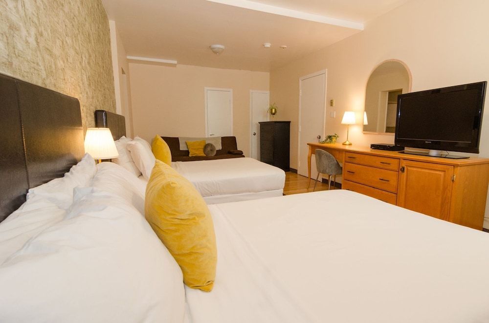 Hotel Dorion Signature Room, 2 Double Beds