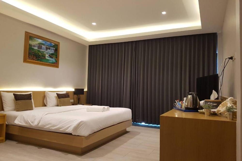 undefined Mayor Hotels&Villa Cha-Am
