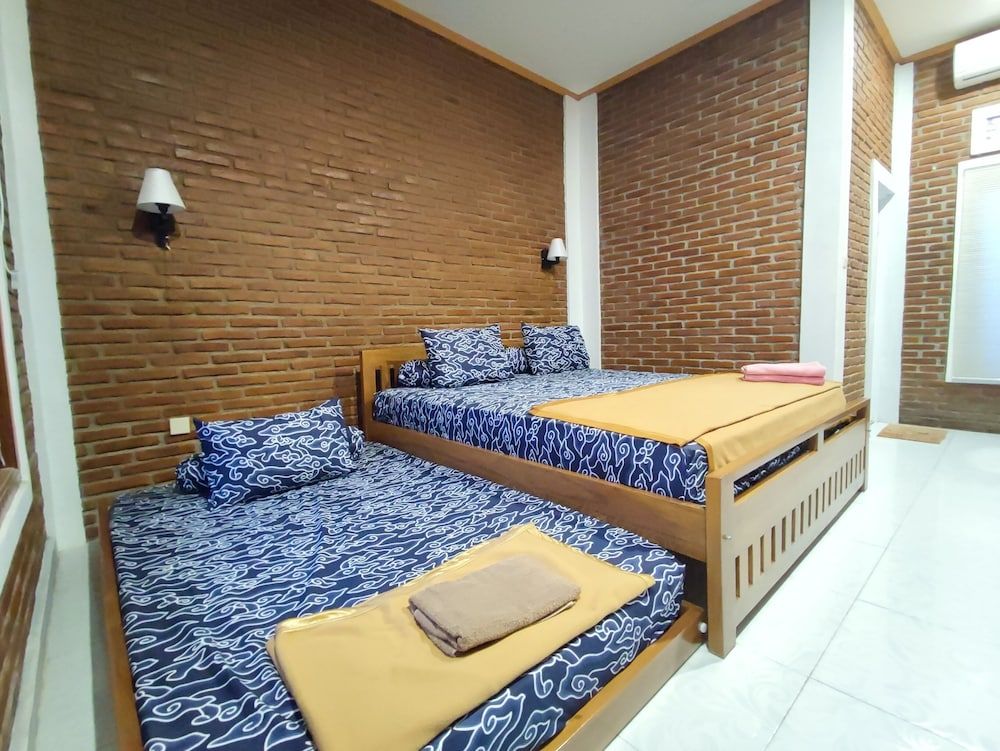 Genthong Homestay - Hostel Family Double Room 2