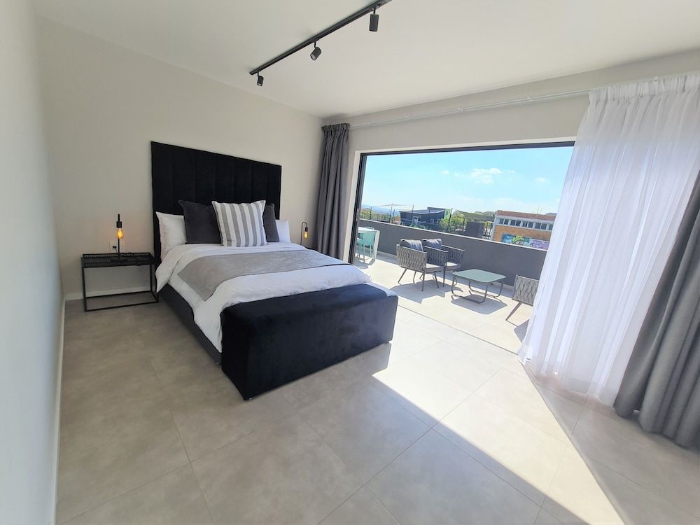 Executive Penthouse
