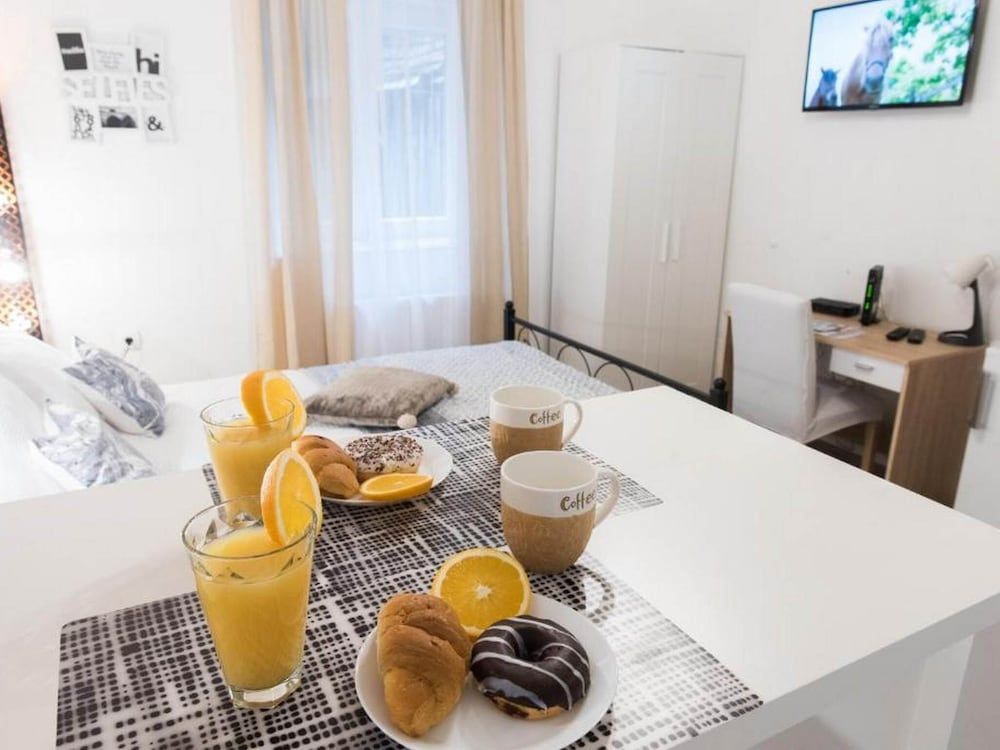 Apartments C-enter Studio (Deluxe Studio Apartment) 13