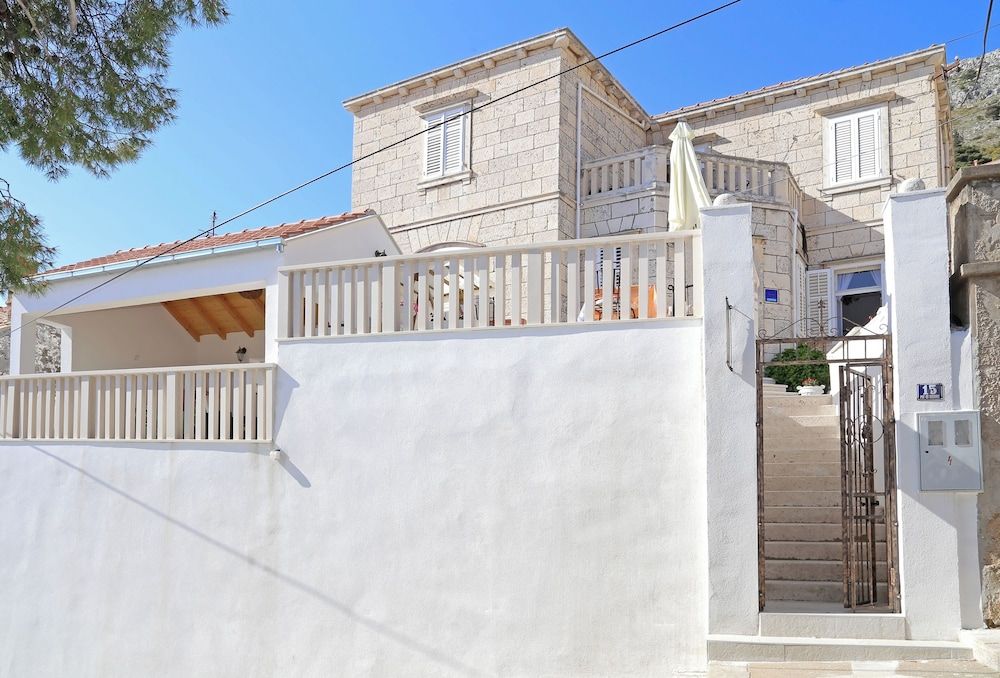 undefined Room & Studios Rina - Adults Only 2