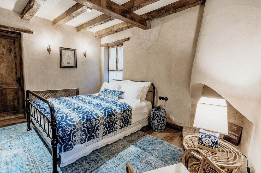 Kassandra Heritage Villa Iris 2