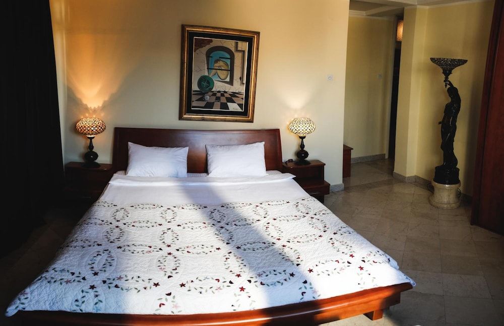 Hotel Bojatours Basic Double Room, City View 3