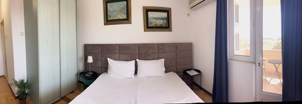 Hotel Bojatours Basic Double Room, City View 5