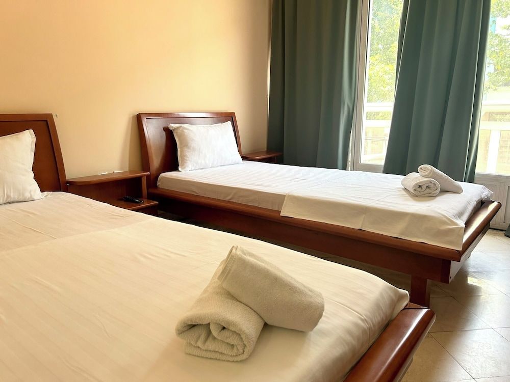 Hotel Bojatours City Twin Room, 2 Twin Beds, City View 5