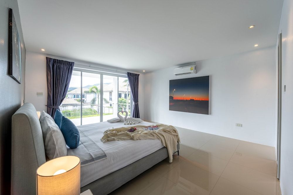 Modern 4 Bedrooms Pool Villa - VY Family Villa 5