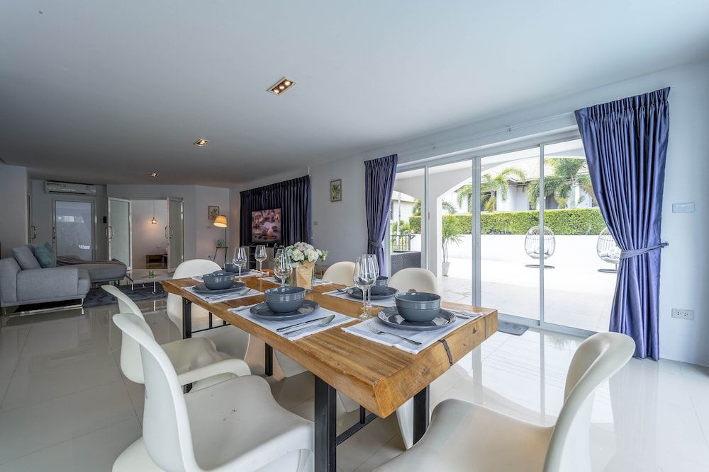 Modern 4 Bedrooms Pool Villa - VY Family Villa 22