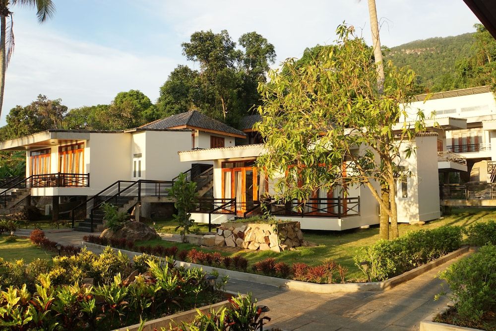 undefined The Pier Phu Quoc Resort 6