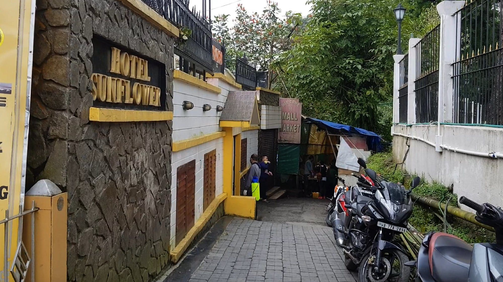 undefined Hotel Sunflower 9
