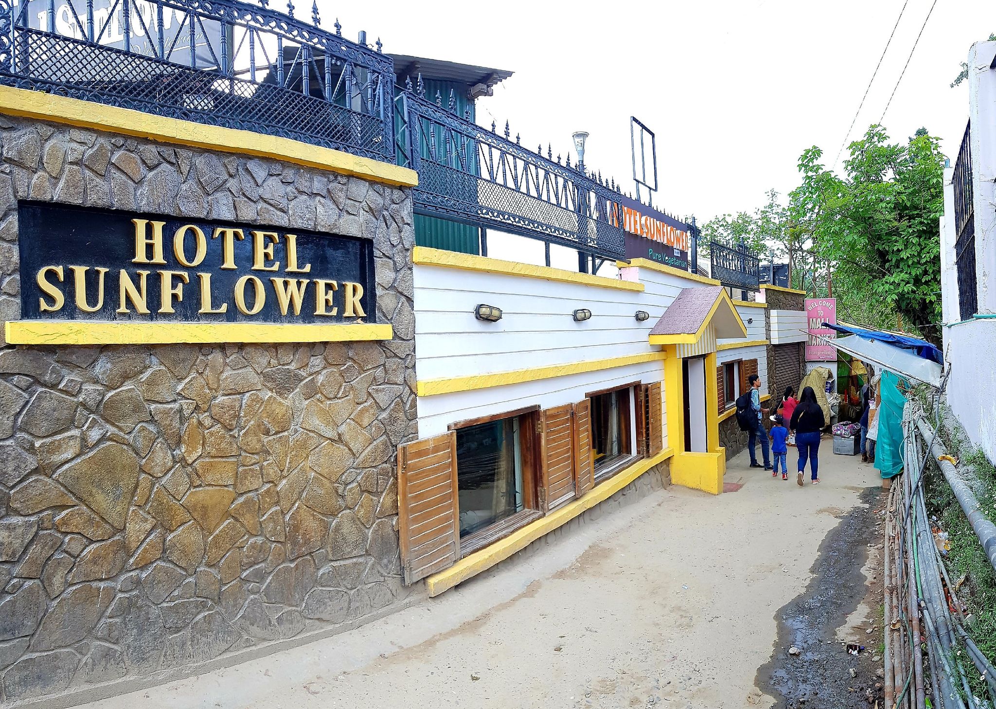 undefined Hotel Sunflower 2