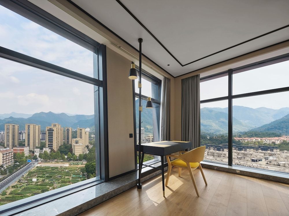Superior Room, 1 King Bed