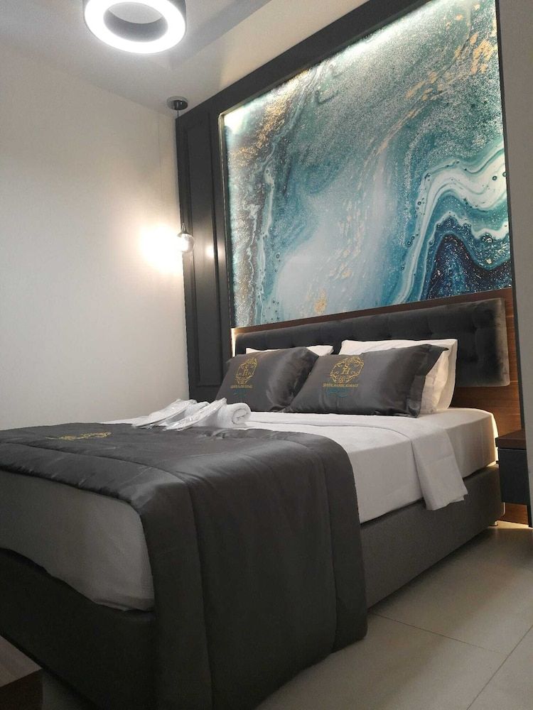 undefined Serife Hanim Konagi 10