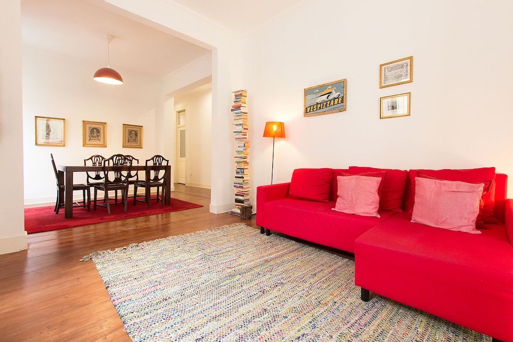Spacious Tailor Made Bairro Alto Apartment, 3 Bedrooms 13