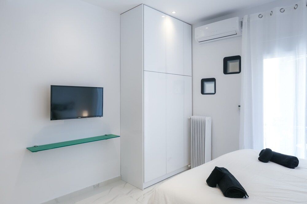undefined Luxury Studio in Athens 4