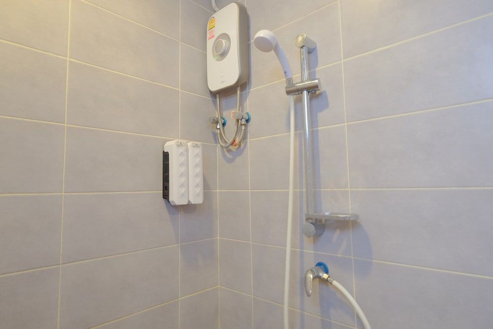 Matini Klong 1 Deluxe Double Room 9