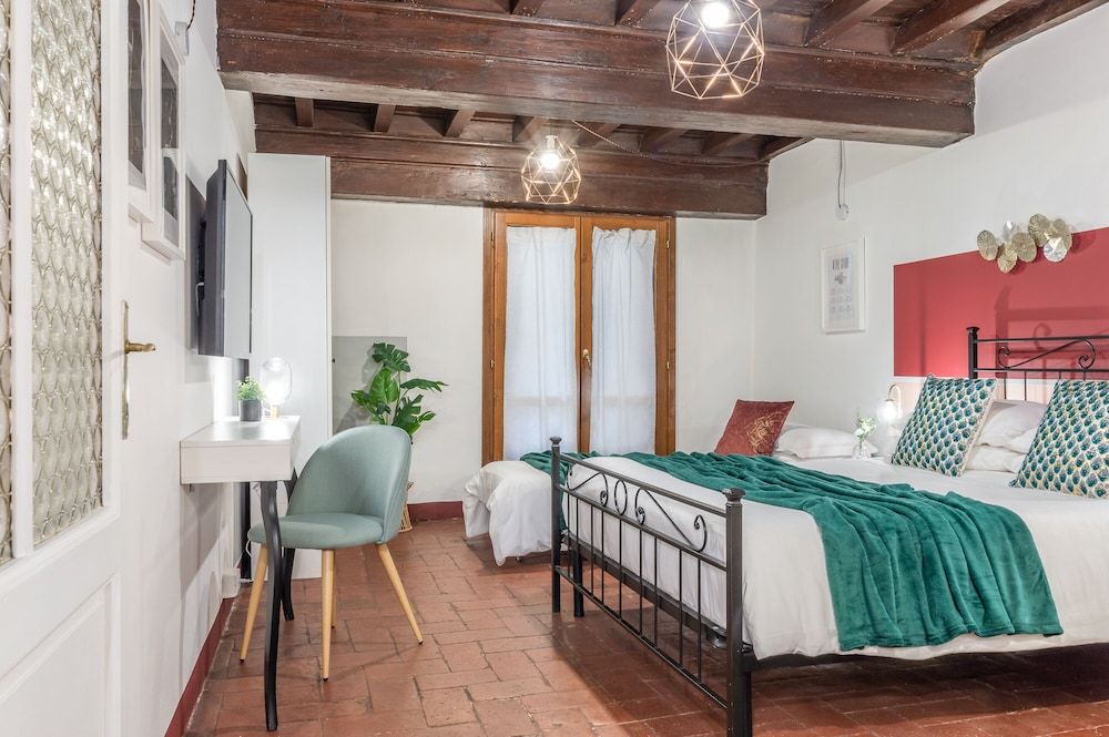 undefined Wine Apartments Florence Ciliegiolo 6