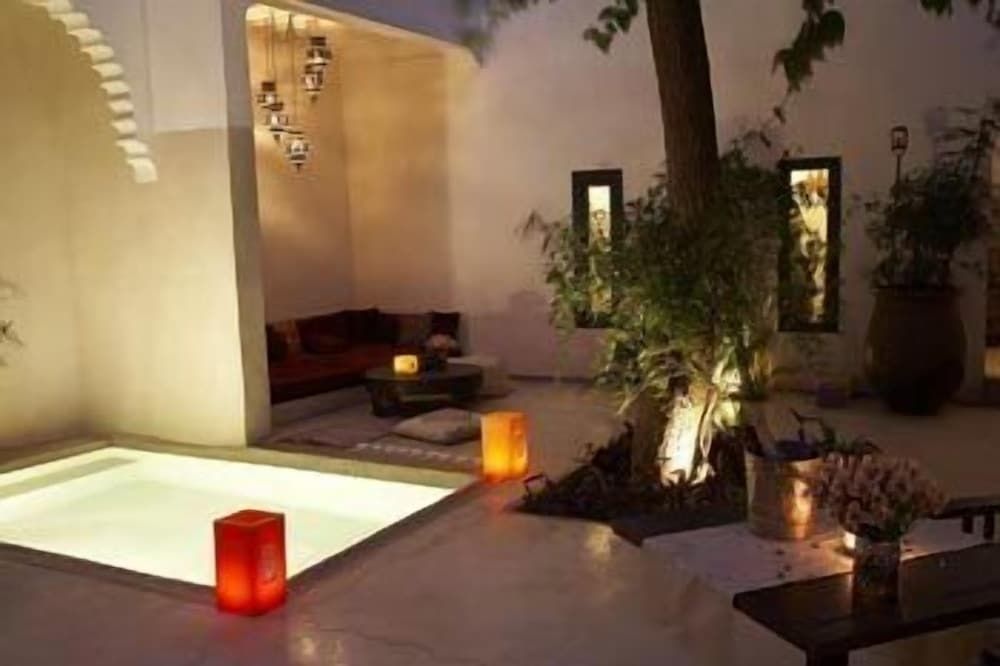 undefined Riad Davia 2