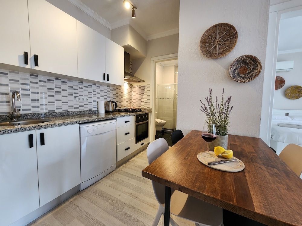 undefined Guney Suites by Villa Safiya 9