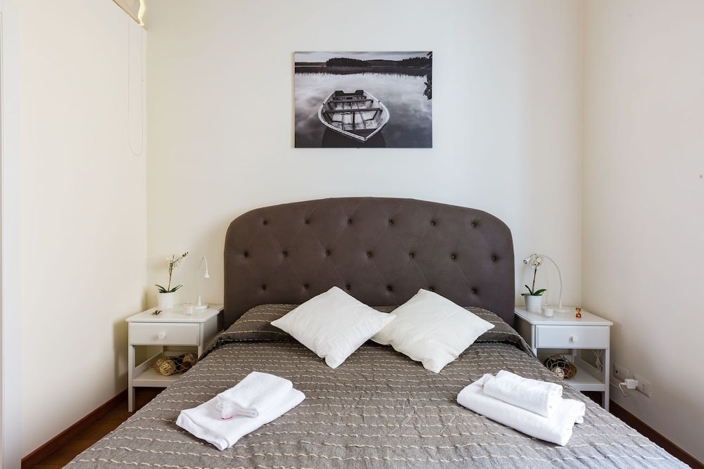 undefined The Royal Story 4