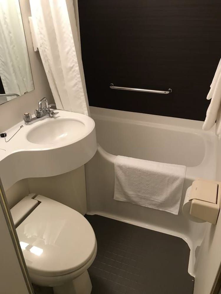 Hamilton Hotel Black Semidouble Room, Non Smoking 2