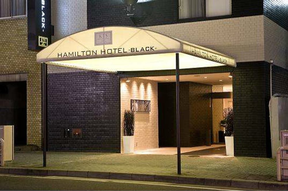 undefined Hamilton Hotel Black 4