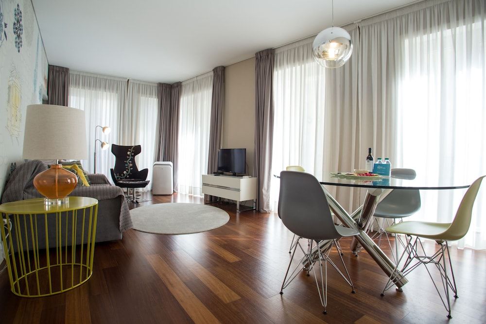 undefined Cardosas Story Apart byPortoCityHosts 6