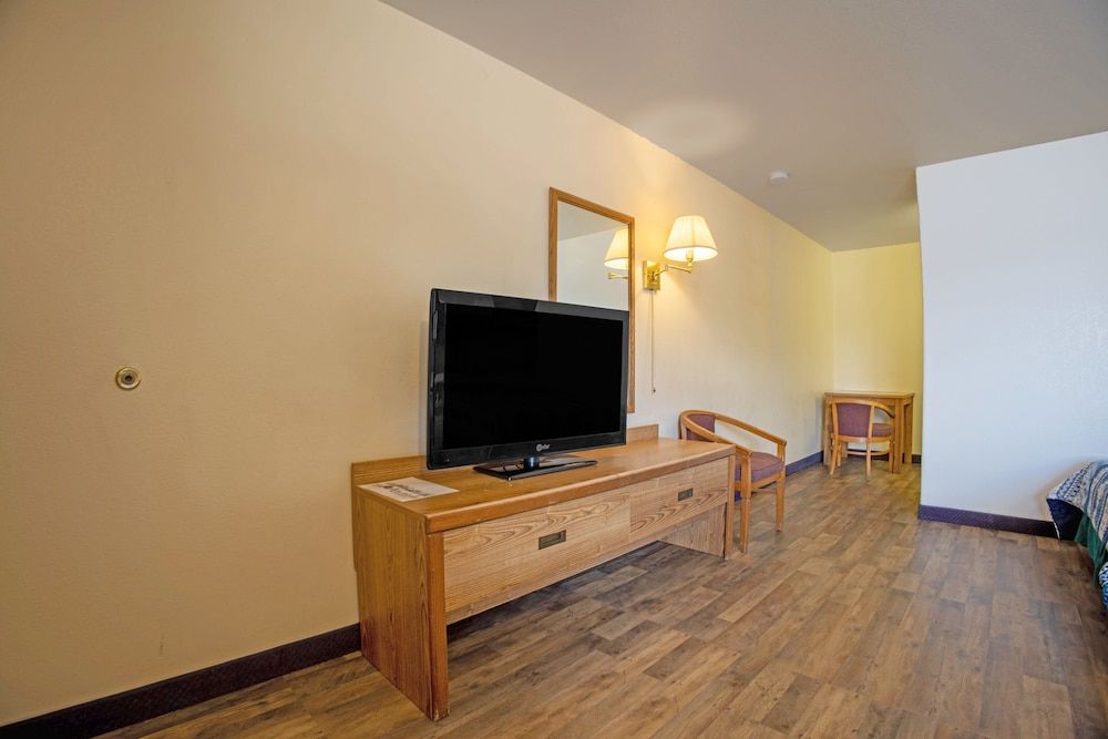 Holiday Motel, Lordsburg By OYO Room, 2 Queen Beds, Non Smoking 12