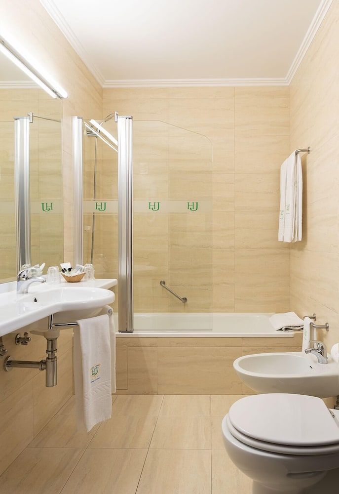 Hotel Jardim Standard Room, 2 Twin Beds 4