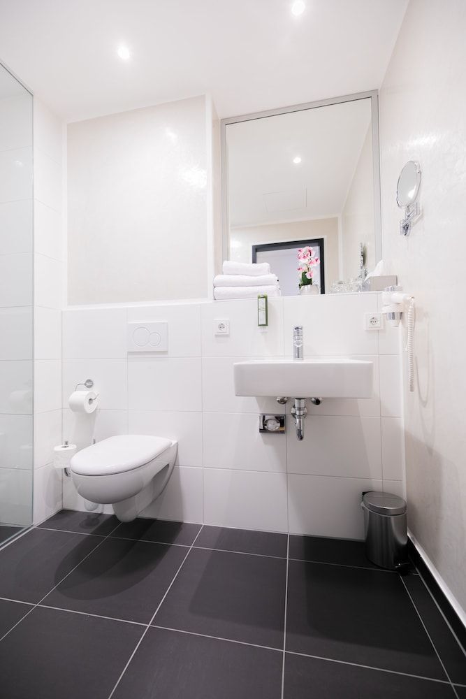 GuestHouse Speyer Studio (Penthouse) 13