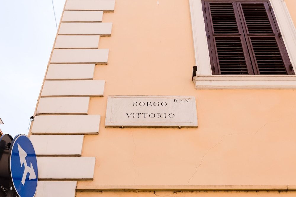 undefined Borgo Vittorio near Saint Peter's square 2