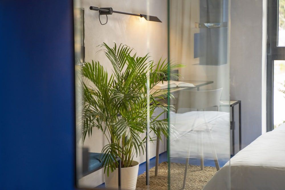 Moro Inn Room, 1 Queen Bed 3