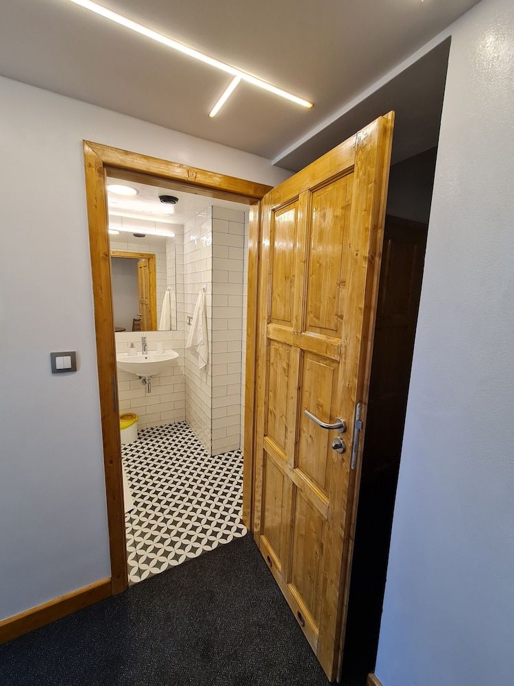 S42 Hotel Prague Superior Quadruple Room 17