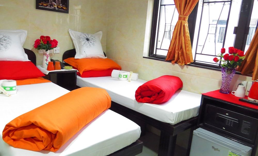 undefined Hostel 16