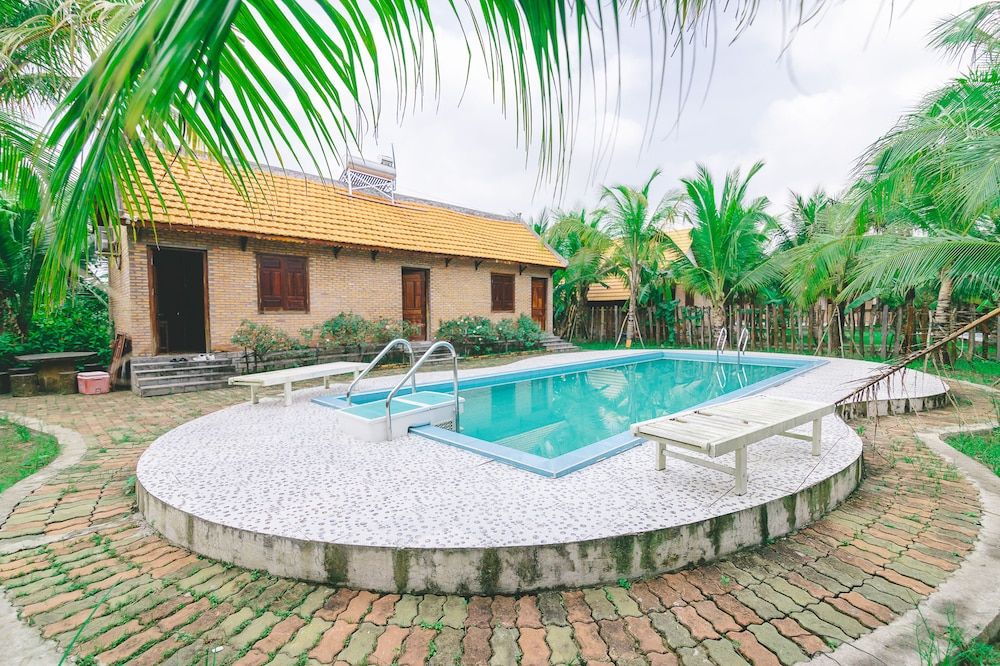 Deluxe Bungalow