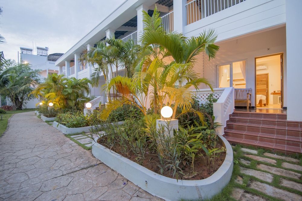 undefined Palma Resort Phu Quoc, Trademark Collection by Wyndham 2