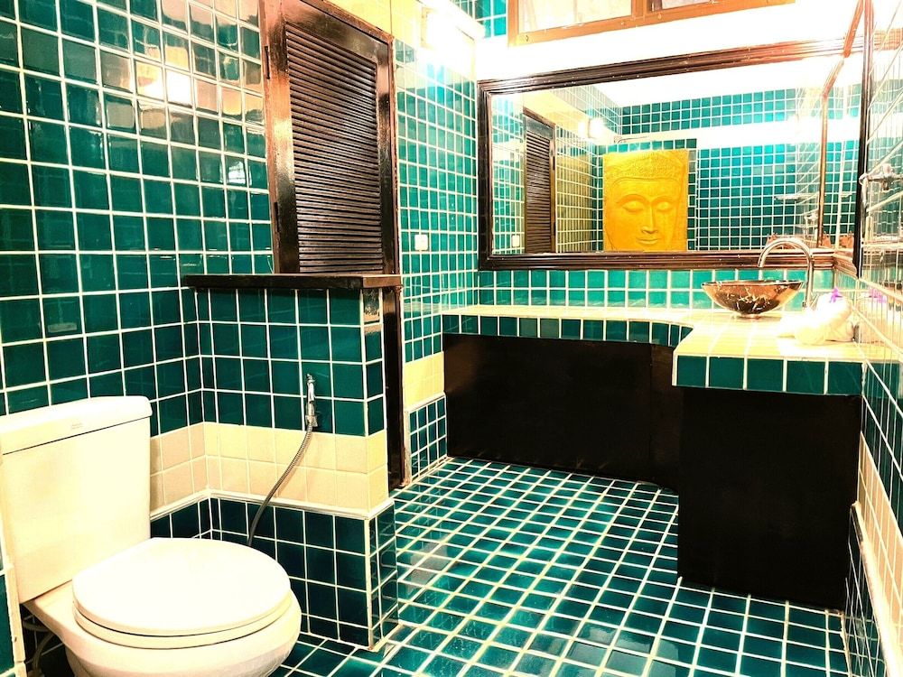 Boomerang Village Resort Kata Deluxe Studio Suite 15