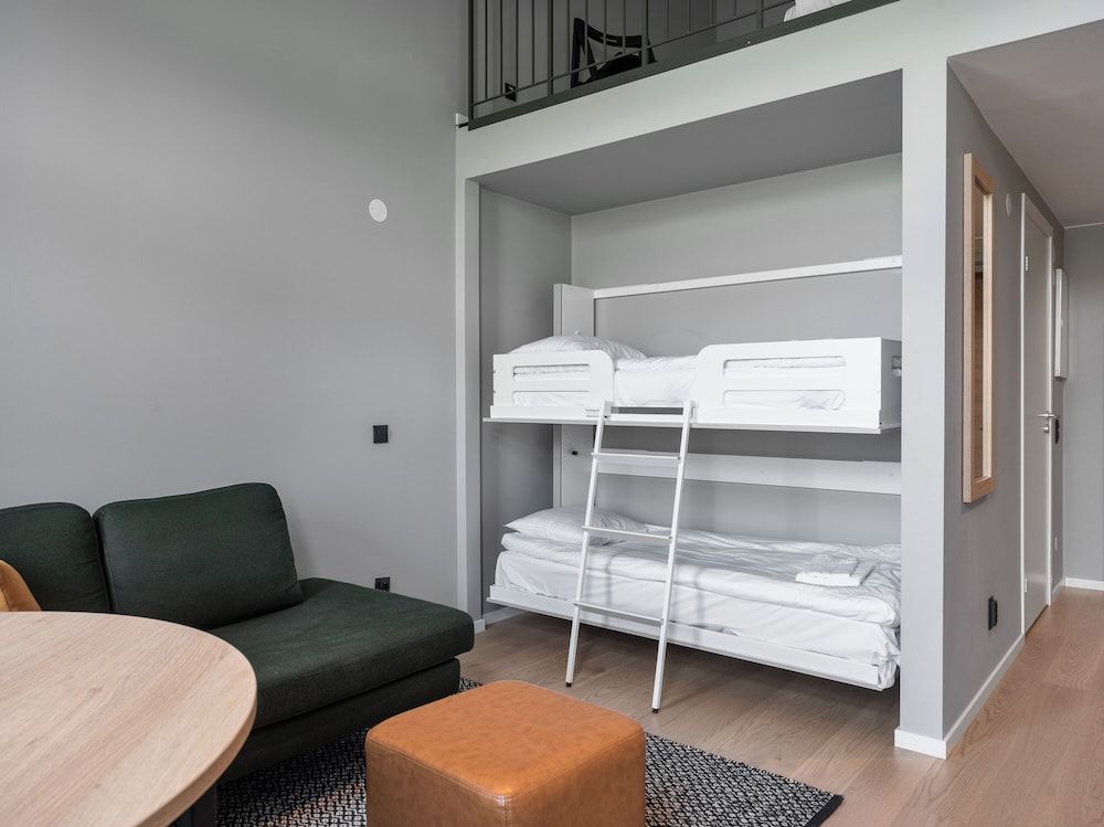 Part-Time Home Täby Studio (Loft, 2 Twin Beds) 4