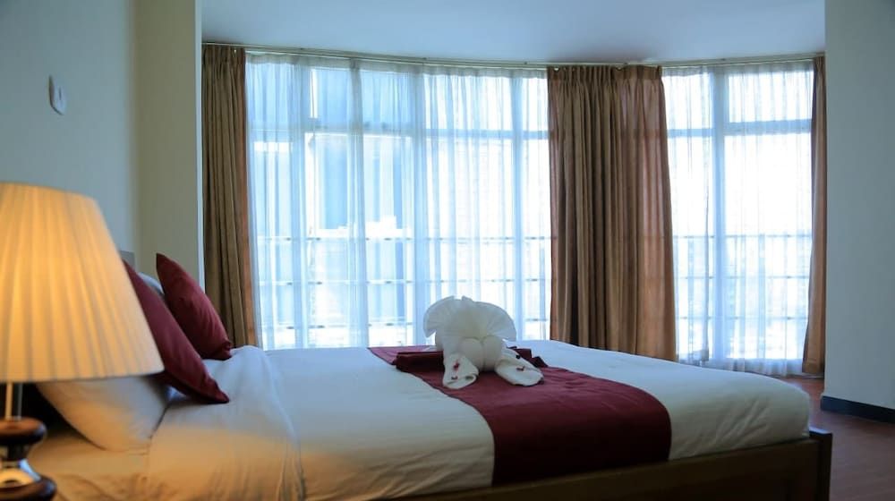 Bruhway Hotel Suite, Balcony 8