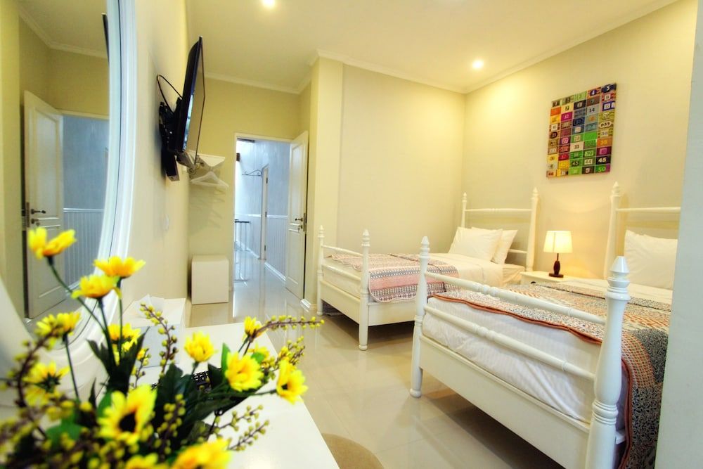 Omah Madam Bed & Breakfast Superior Double or Twin Room 3