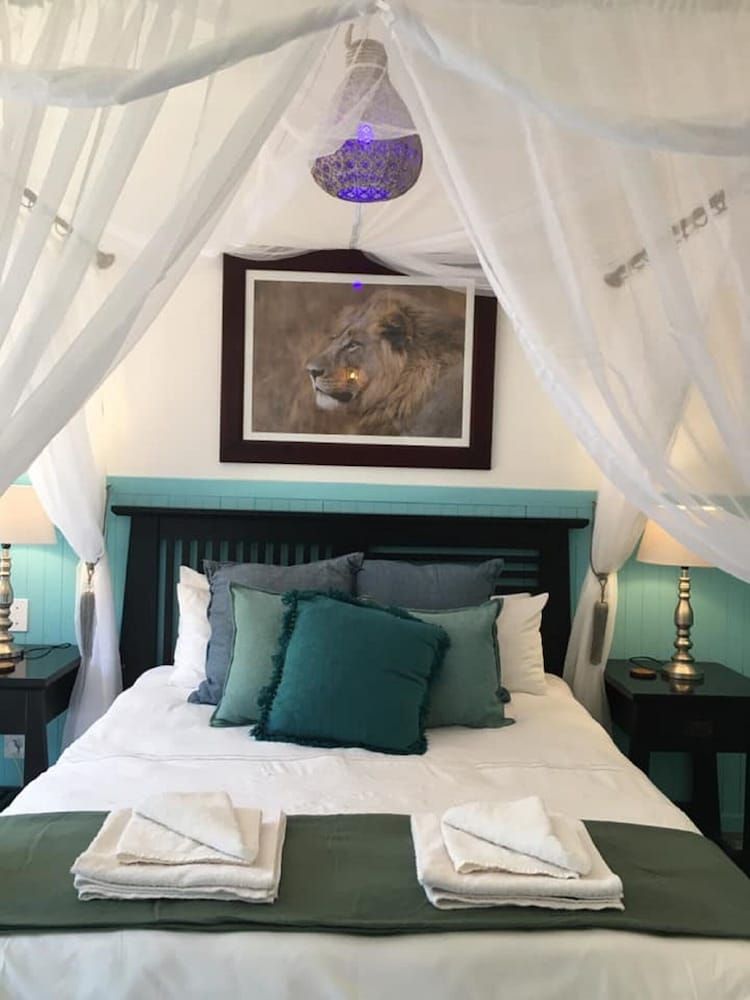 The Sabie Town House Guest Lodge Family Suite, 2 Bedrooms 3