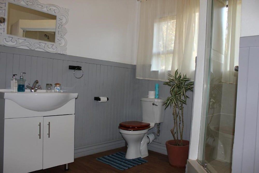 The Sabie Town House Guest Lodge Family Suite, 2 Bedrooms 9