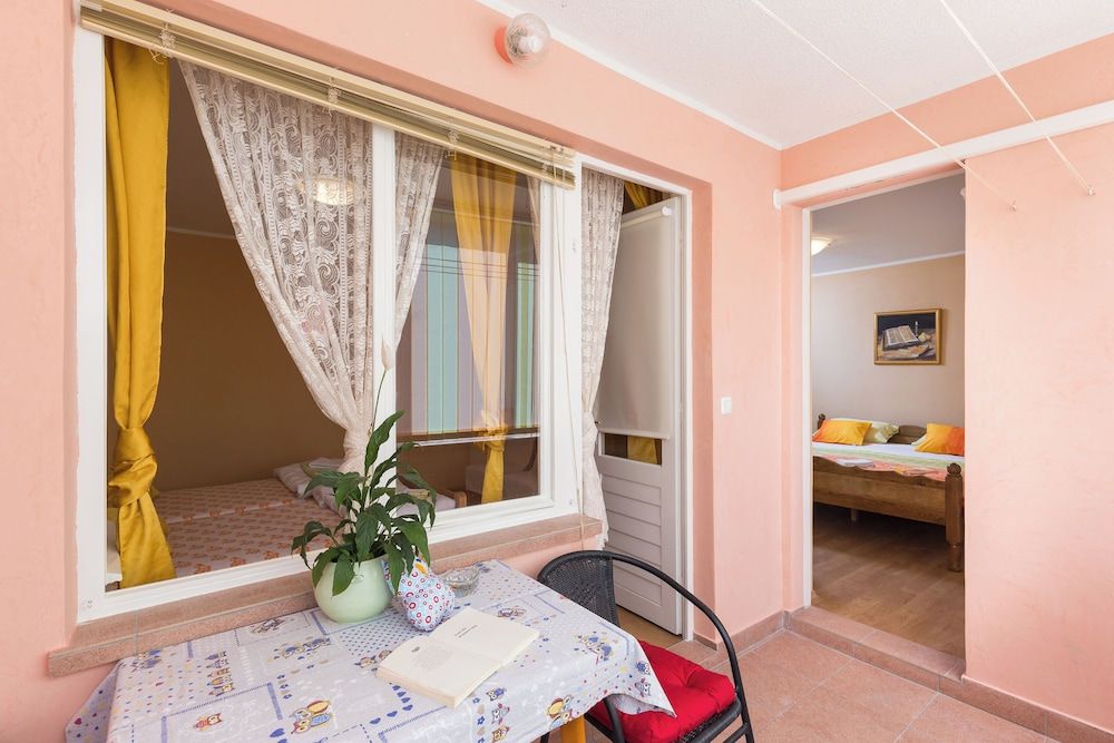 Apartment Lolo Apartment (Two Bedroom Apartment with Loggia and) 5