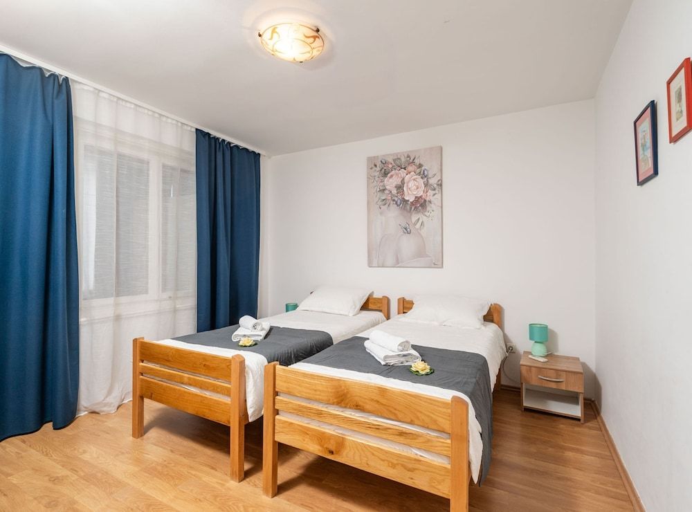 Apartment Lolo Apartment (Two Bedroom Apartment with Loggia and) 10