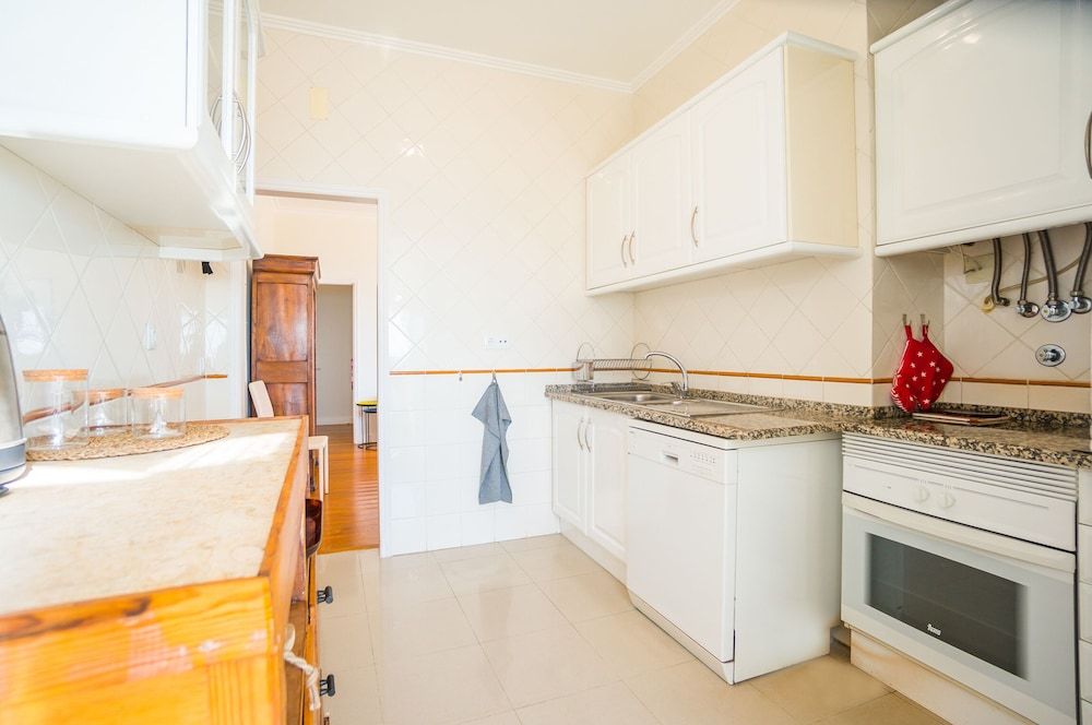 undefined Panoramic Tagus River Terrace Apartment in Alfama 5