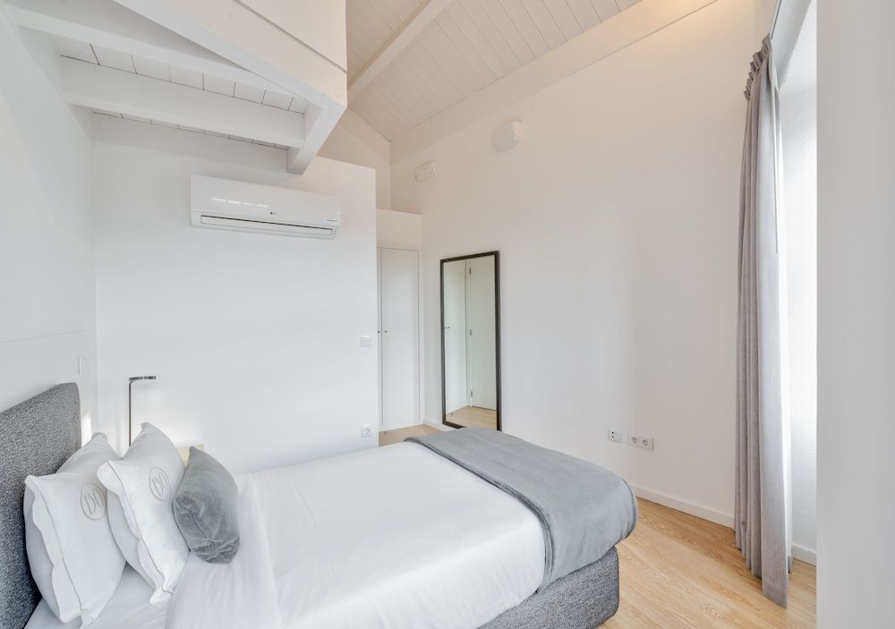 undefined Oporto Comfort Dom Hugo 9