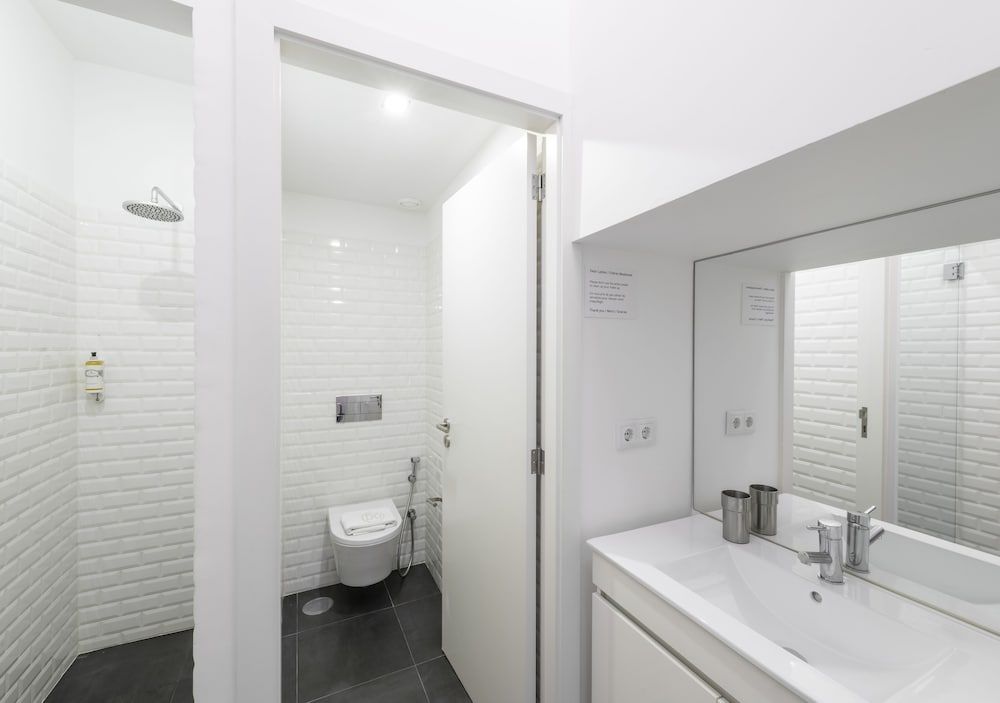 Oporto Comfort Dom Hugo Standard Apartment, 1 Queen Bed 5