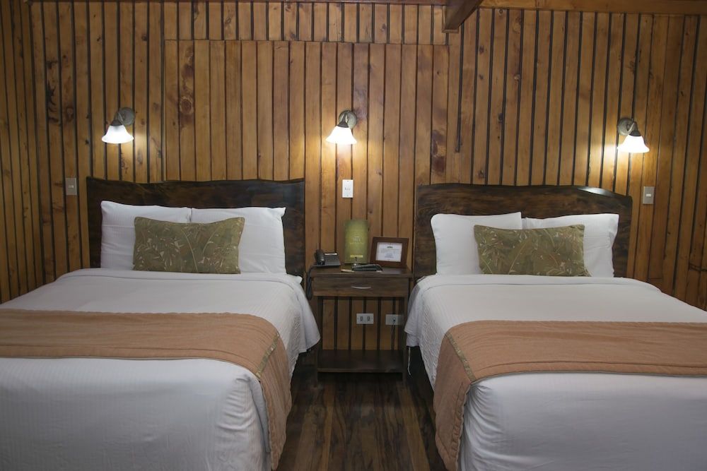 Standard Chalet, 2 Double Beds