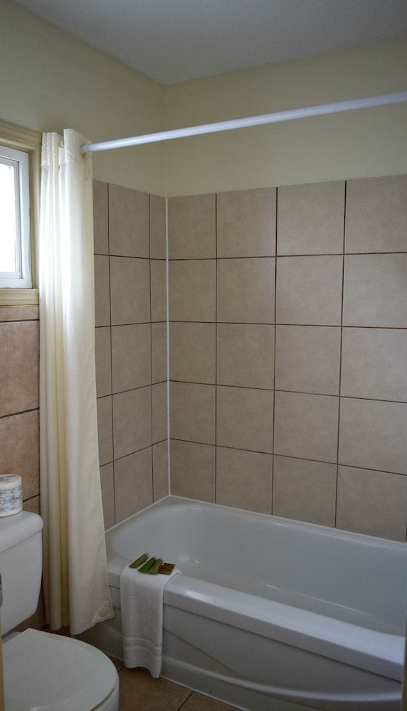 Centre Suites Inns Motel Executive Studio Suite, 1 Bedroom 6