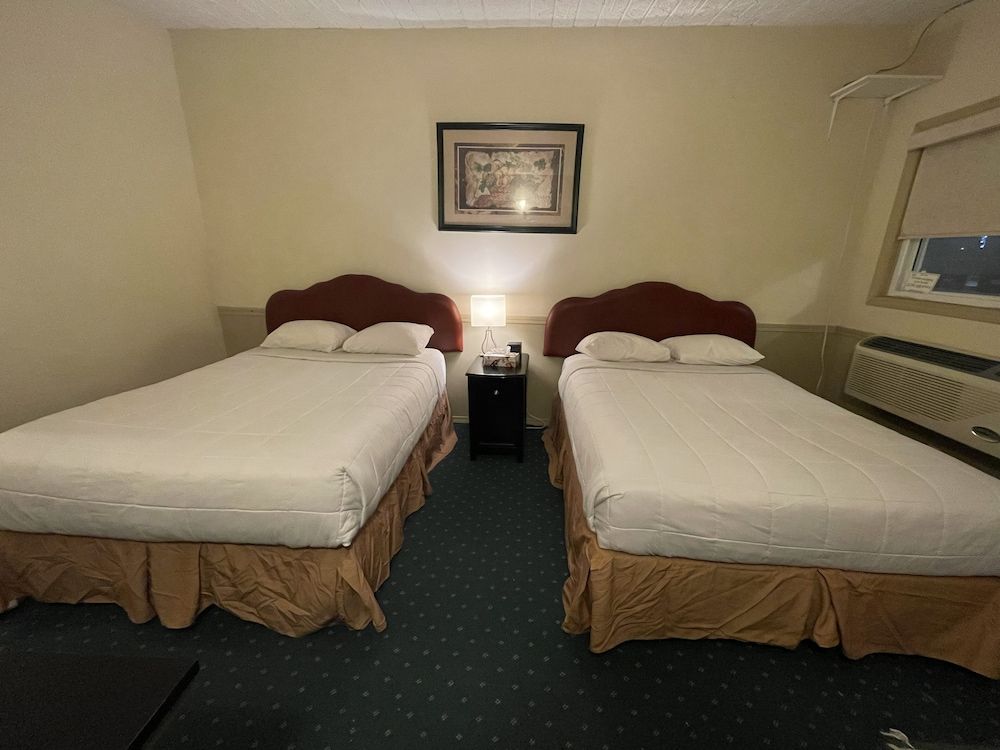 Centre Suites Inns Motel Standard Double Room, 2 Double Beds, Non Smoking 2